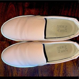 Naturalizer rose pink flat shoes